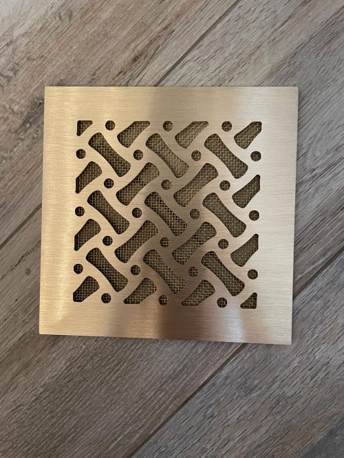 Вентиляционная решетка латунная шлифованная LR-06 150х150